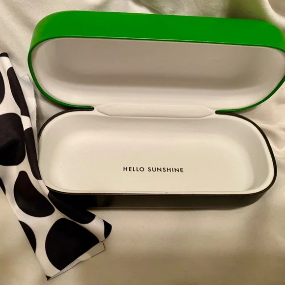 Kate Spade New York women’s polarized sunglasses. Tortoise shell/mint green - Picture 8 of 9